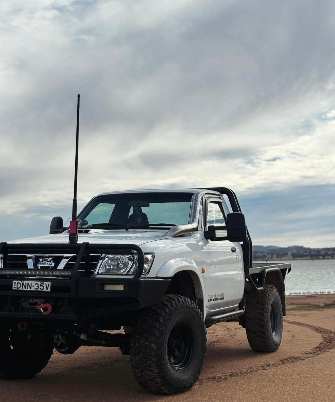 GU Patrol 4" TWIN Low Cut Bonnet Entry Snorkels