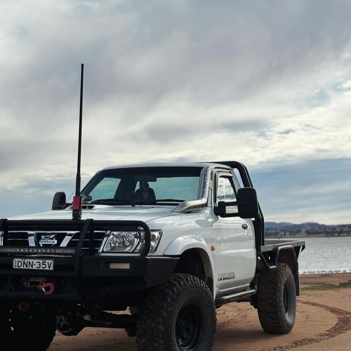 GU Patrol 4" Low Cut Bonnet Entry Snorkel