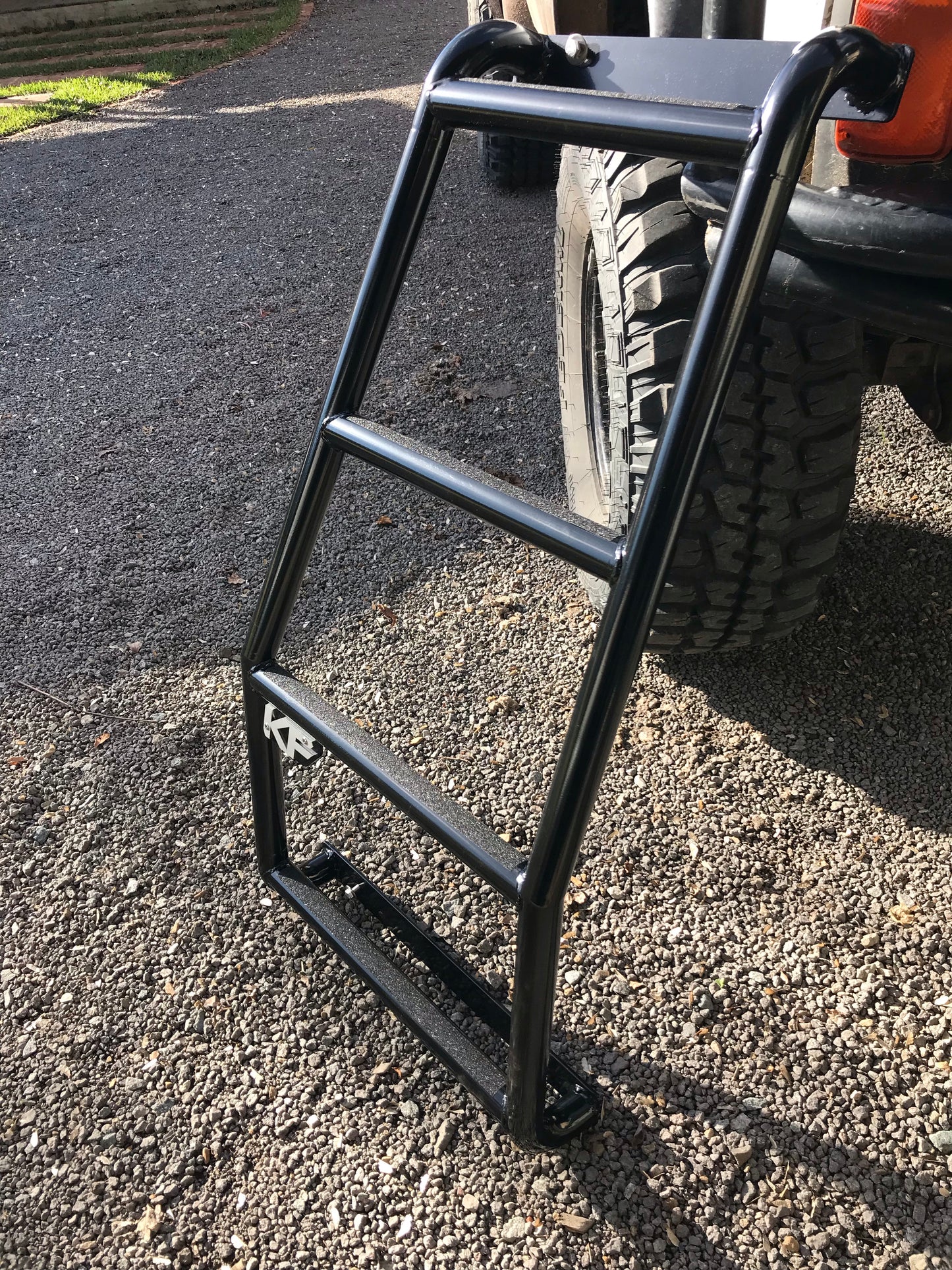 GQ Patrol Rear Door Ladder
