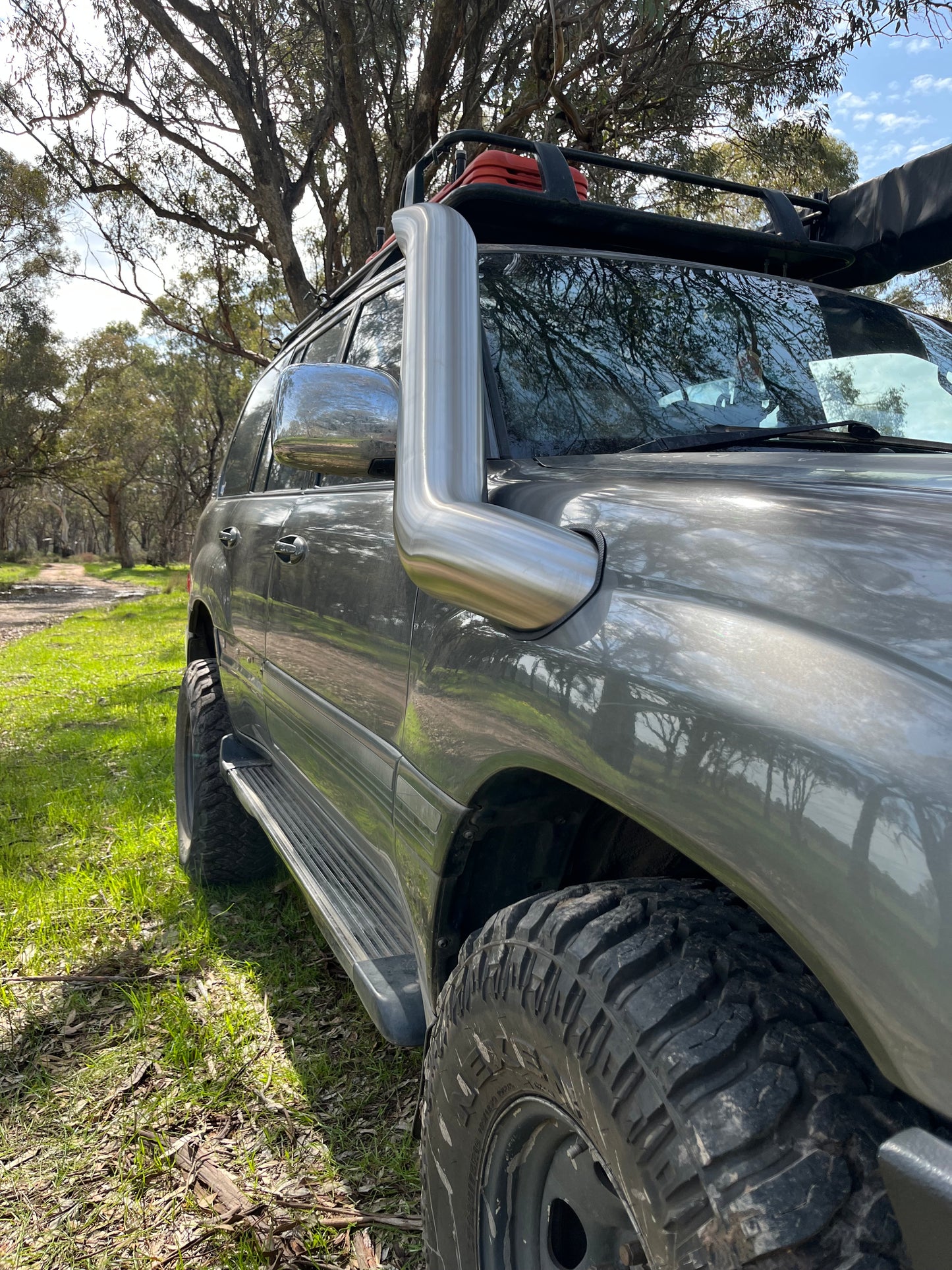 100/105 Series Landcruiser 5" Guard Entry Snorkel